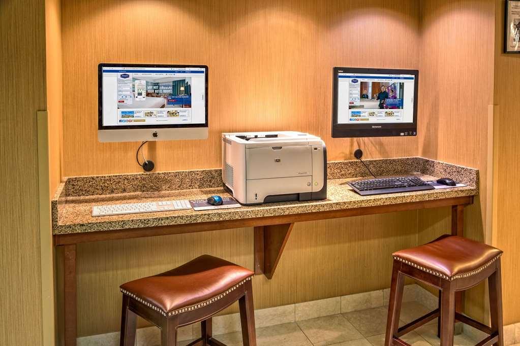 Hampton Inn Гринсберг Удобства фото
