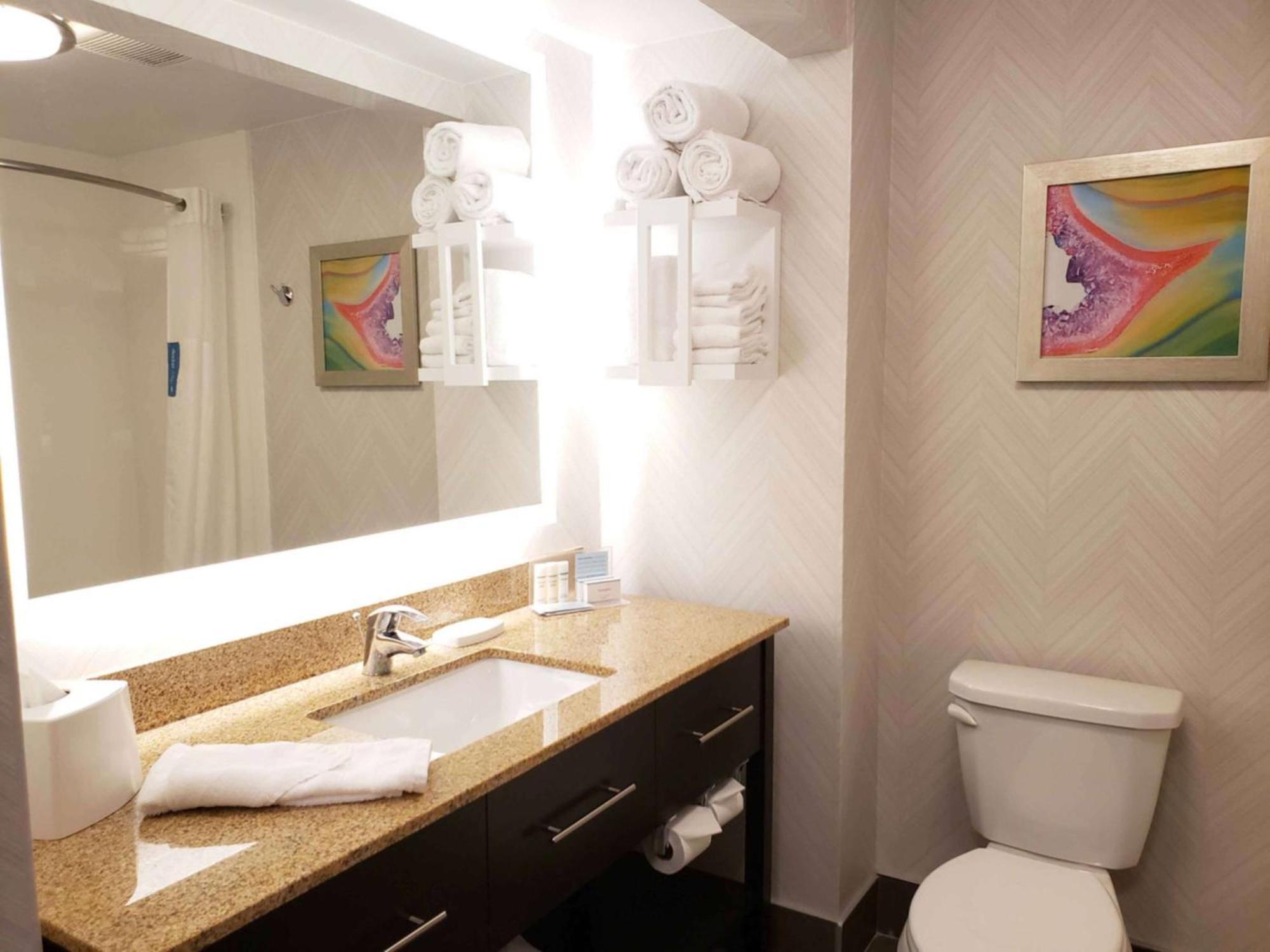 Hampton Inn Гринсберг Экстерьер фото
